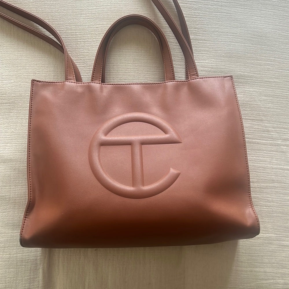 Large telfar shopping bag, tan- lightly used